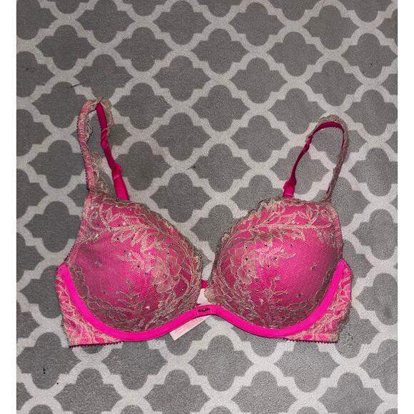 Victoria’s Secret Rhinestone bra - Picture 1 of 3